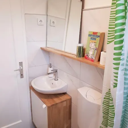 דירה Central Apartment, One Bedroom, Four Guests *